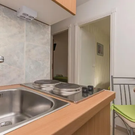 Two-bedroom In アパート Ražanac